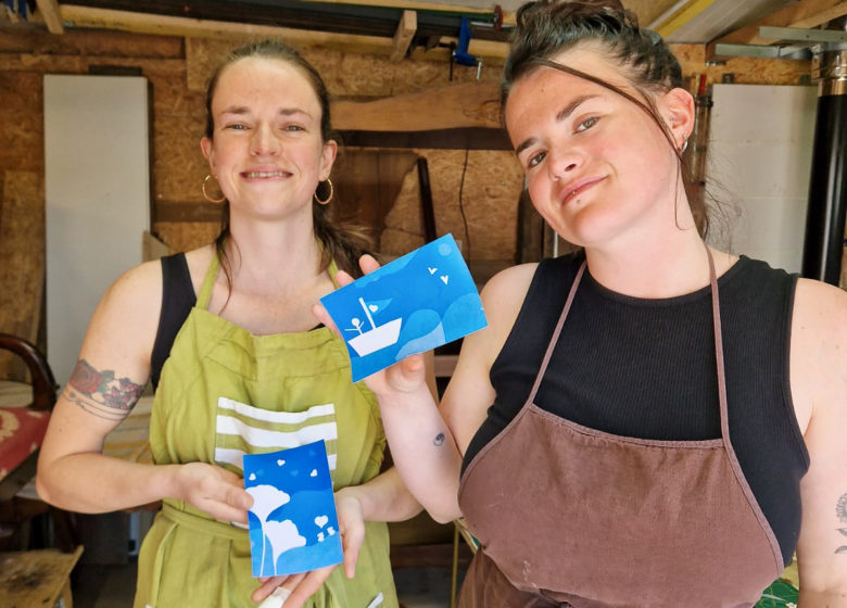 Atelier cyanotype : créez vos carte de voeux et étiquettes cadeau pour les fêtes !