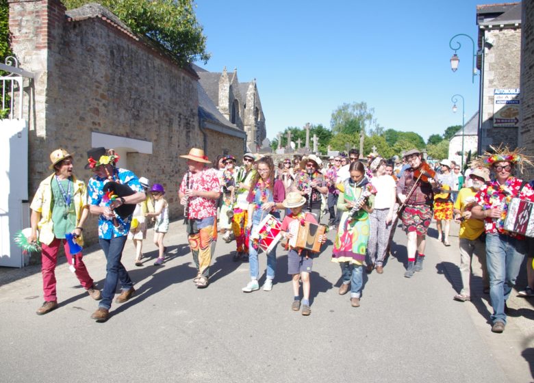 Traditionelles Musikfestival „Va Y Availles du Bruit“