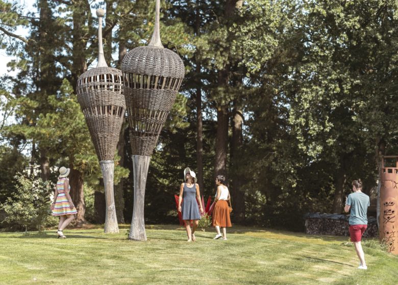 Visite Jardin des Arts à Châteaubourg (groupes)