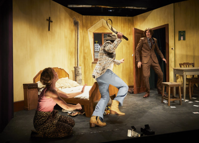 Théâtre de rue « Véro 1ère, Reine d&rsquo;Angleterre »