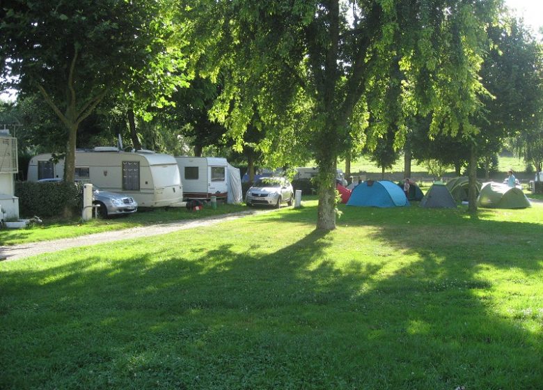 Camping municipal de la Rivière