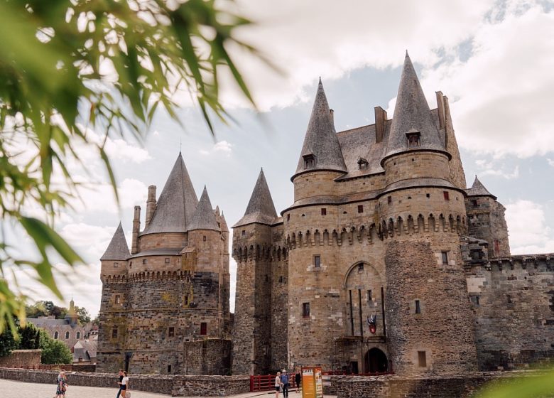 Vitré, du château des barons à la cité des marchands (groupes)