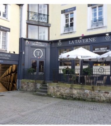La Taverne table de caractère